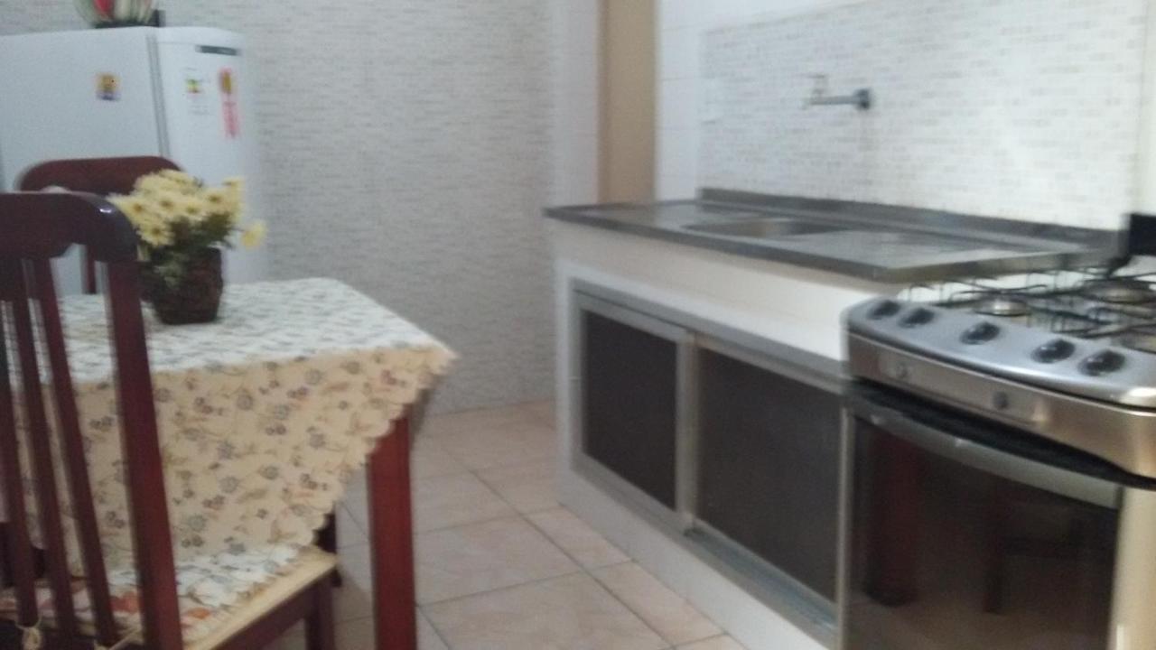 Quartos Em Casa Caxias - Pousada Paraíso Duque de Caxias Exterior foto